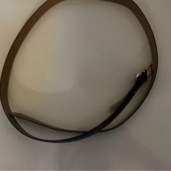 Sleek Black Leather Kate Spade Belt - Picture 7 of 9